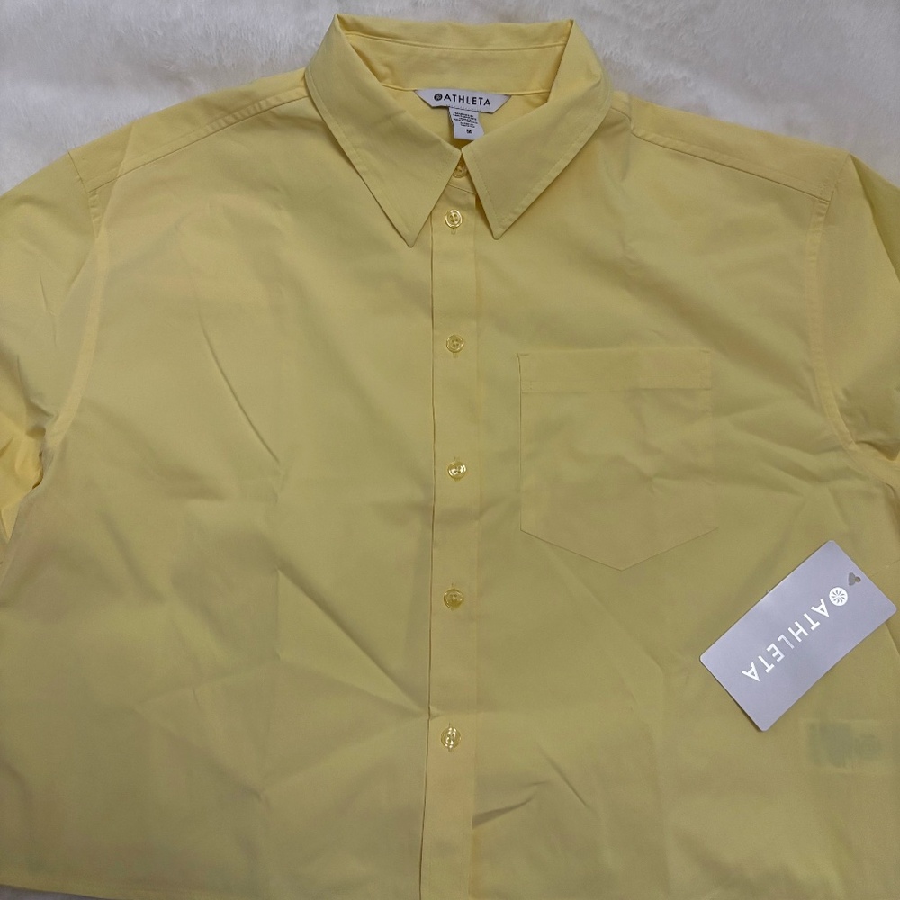Cropped buttery yellow button up